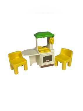 Vintage 1989 Little Tikes Dollhouse Kitchen Island Set w/ 2 Yellow Chairs